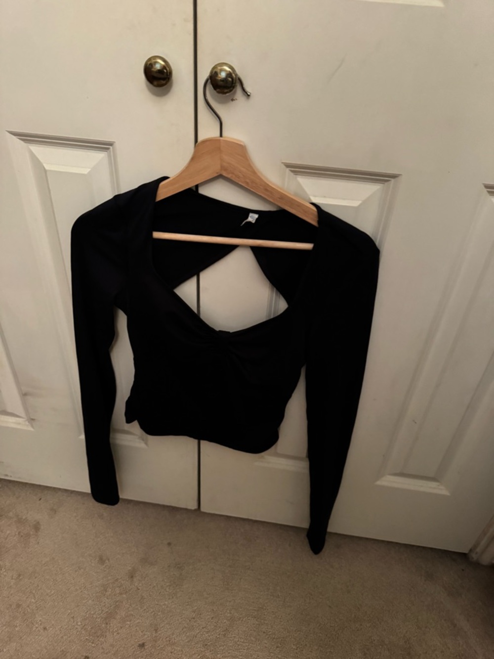 Free People Long Sleeve Black Twist-Front Crop Top